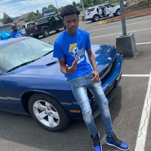 Meet your Posher, Kenneth